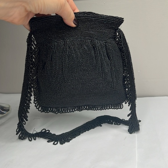 Delill Hand Made Black Beaded Tassels Snap Shoulder Bag - Picture 4 of 12